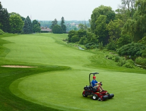 Nguyên tắc chăm sóc cỏ sân golf luôn xanh tốt